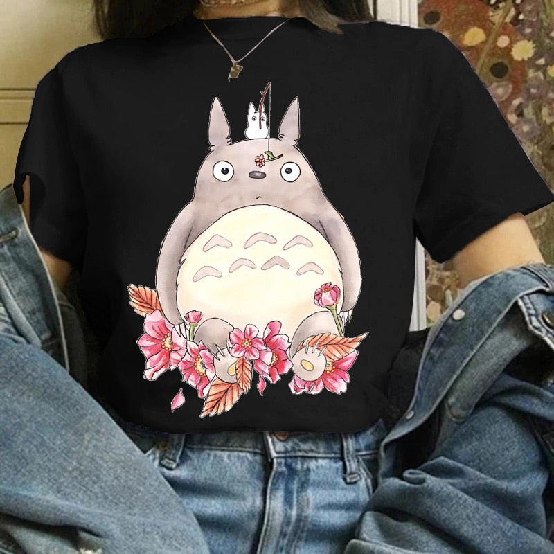 Camiseta divertida y linda de anime para mujer