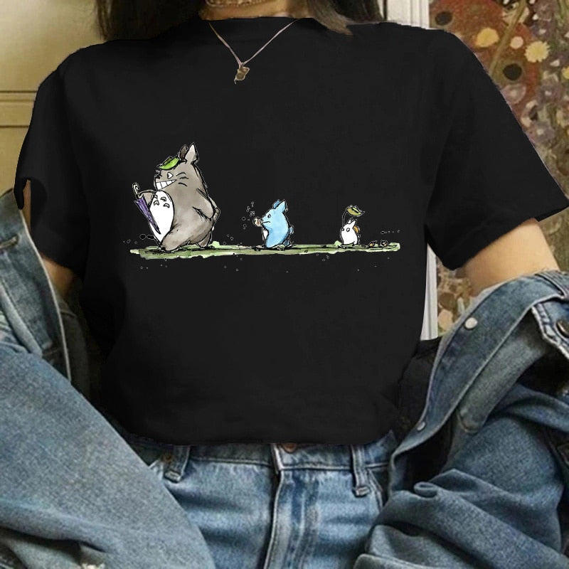 Camiseta divertida y linda de anime para mujer